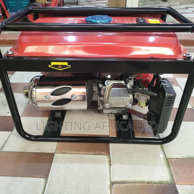 Petrol Engine 5.5kva Honda Keystart Generator - thumbnail 2