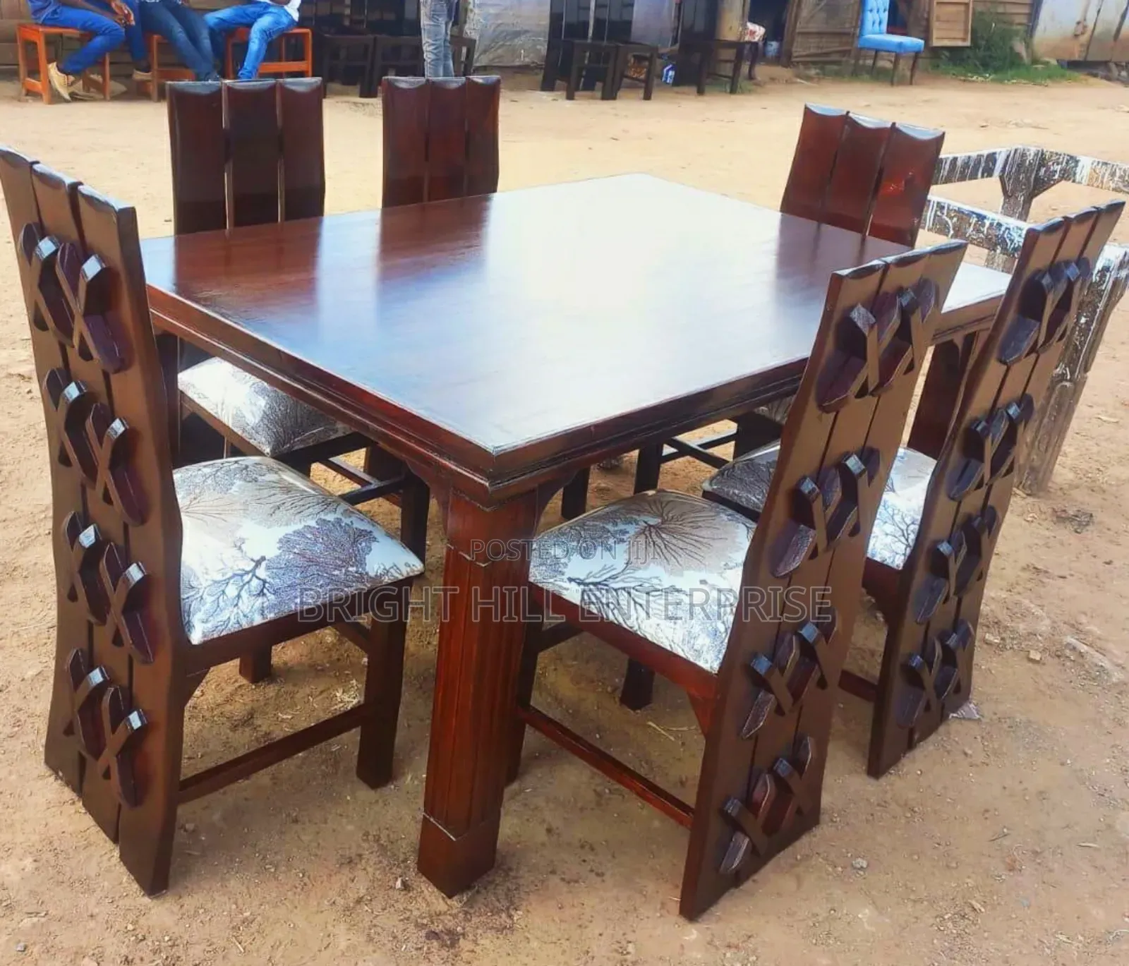 Dining Table a 6 Seater Walnut Brown Dining Table