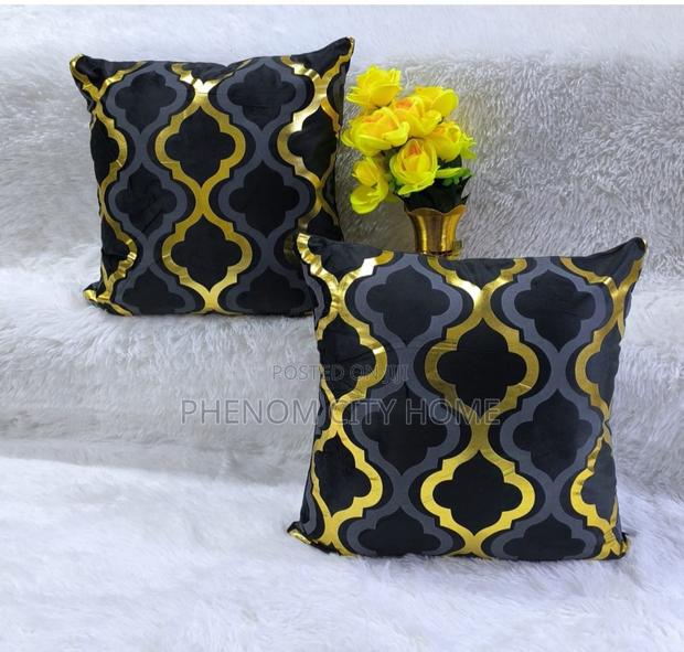 Decorative Classic Throw Pillows