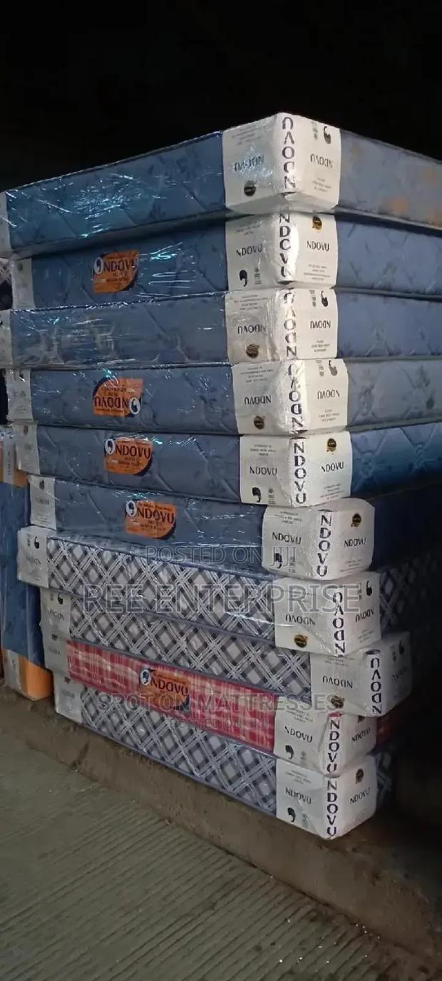 6inches 5*6 Quilted Mattress - main view