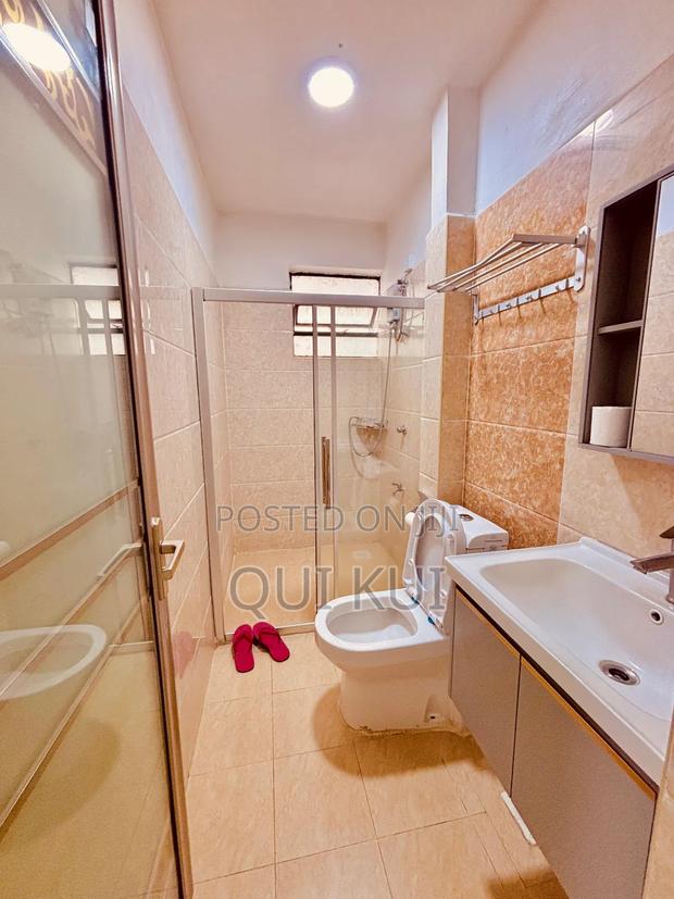 Airbnb 2 Bedroom Apartment in Kilimani - thumbnail 13