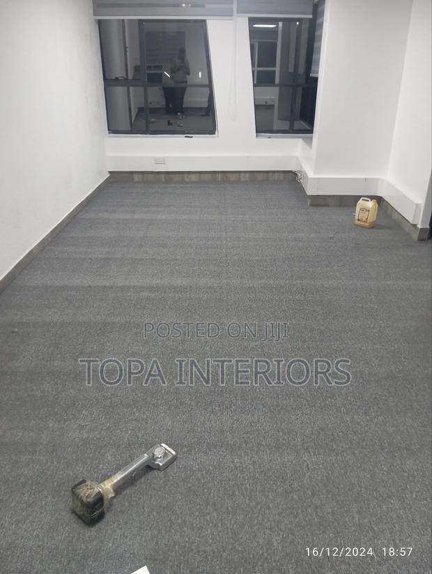 Cozy and Elegant Grey Wall to Wall Flooring Carpets Rugs