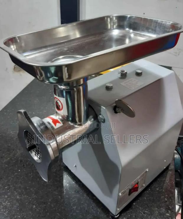 Commercial Meat Mincer M12