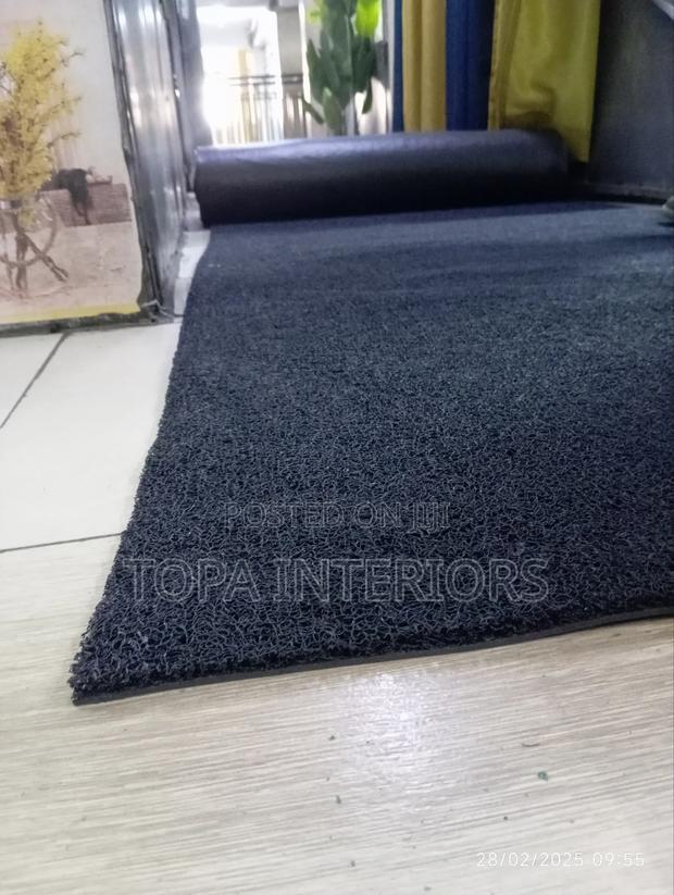Black Vinyl Loop Mats for Entrance and Slippery Floors