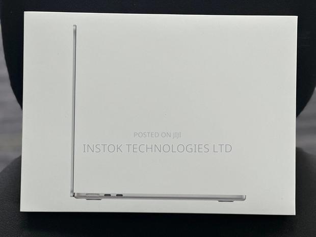 New Laptop Apple MacBook Air 16GB Apple M4 SSD 256GB - main view