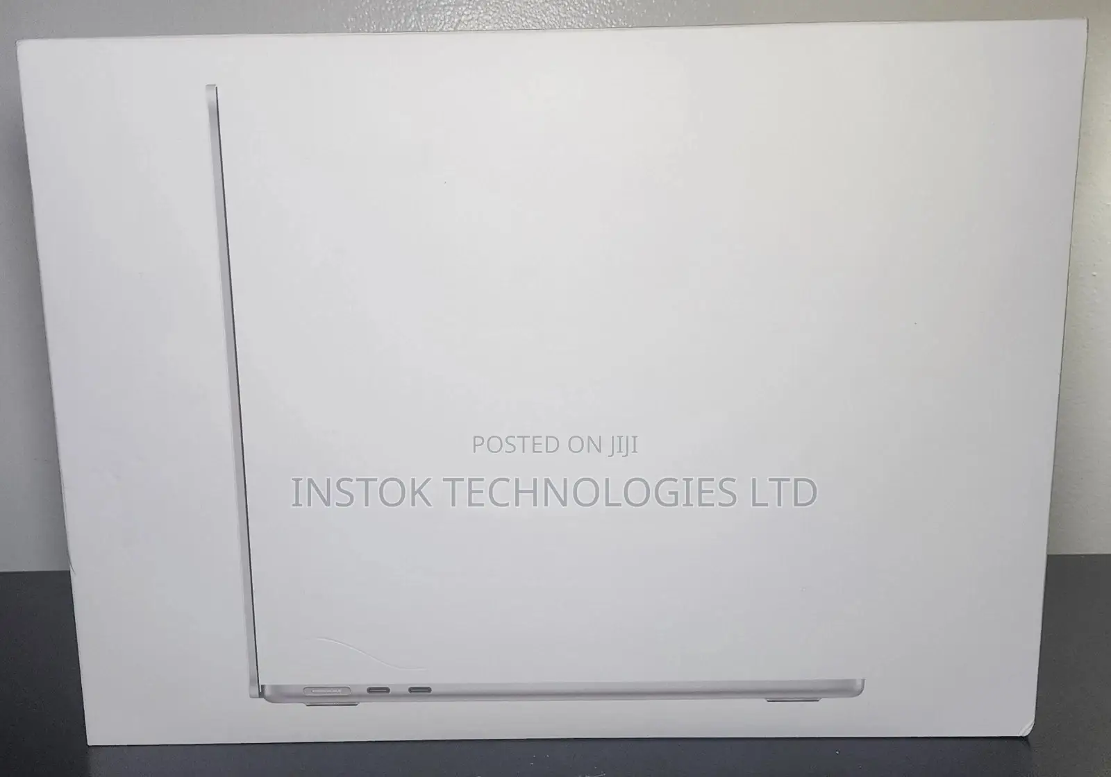 New Laptop Apple MacBook Air 16GB Apple M4 SSD 256GB