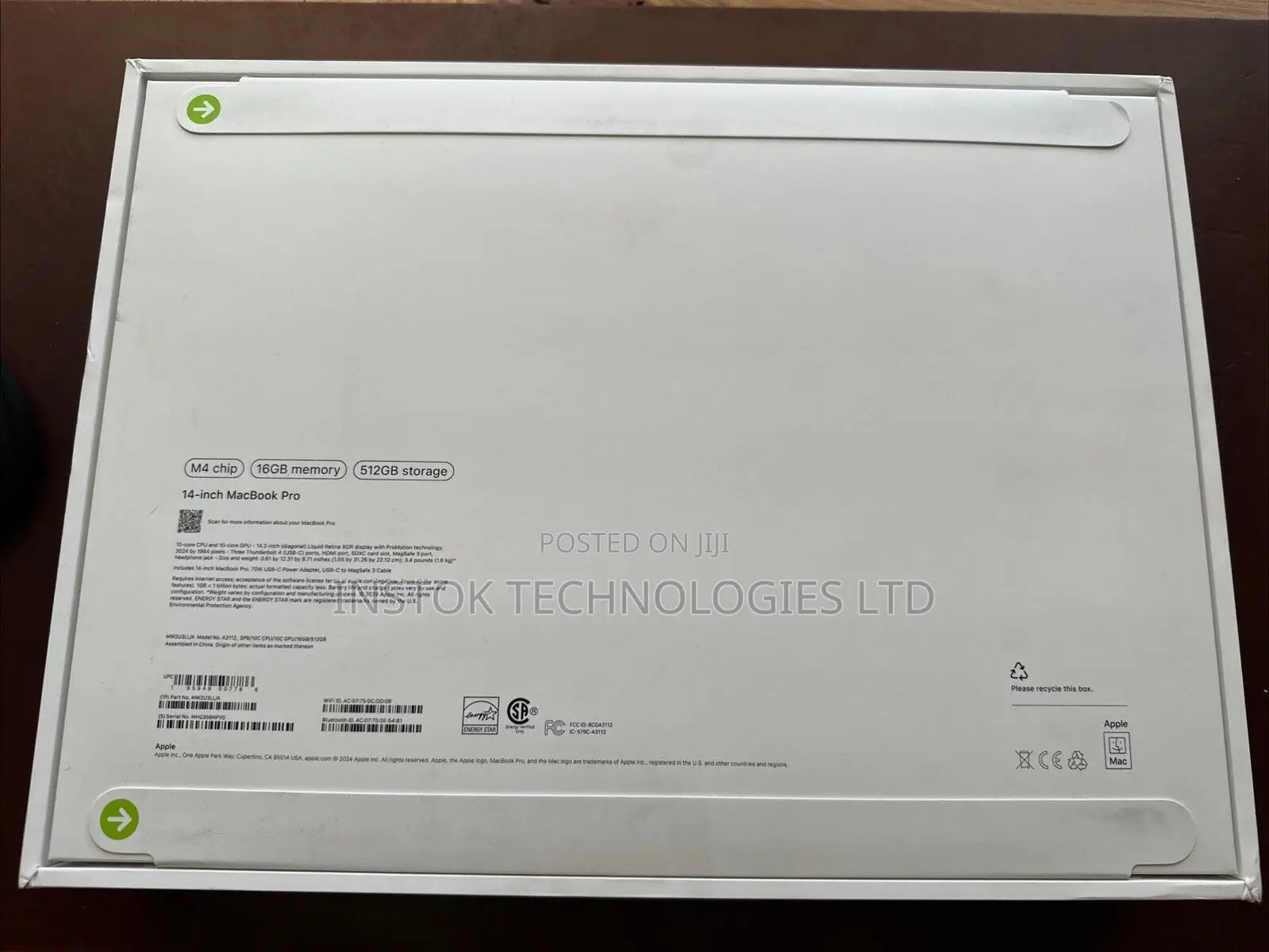 New Laptop Apple MacBook Pro 16GB Apple M4 SSD 512GB
