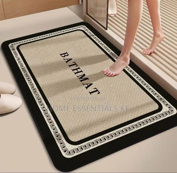 50x80cm Diatom Mud Absorbent Mat , Anti Slip, Quick Drying