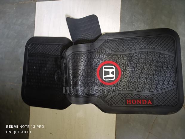 Honda Floor Mats/Honda Branded Floor Mats Black Red
