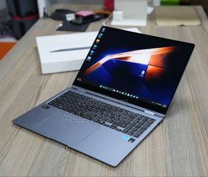 Laptop Samsung Galaxy Book4 360 16GB Intel Core Ultra 7 SSD 1T