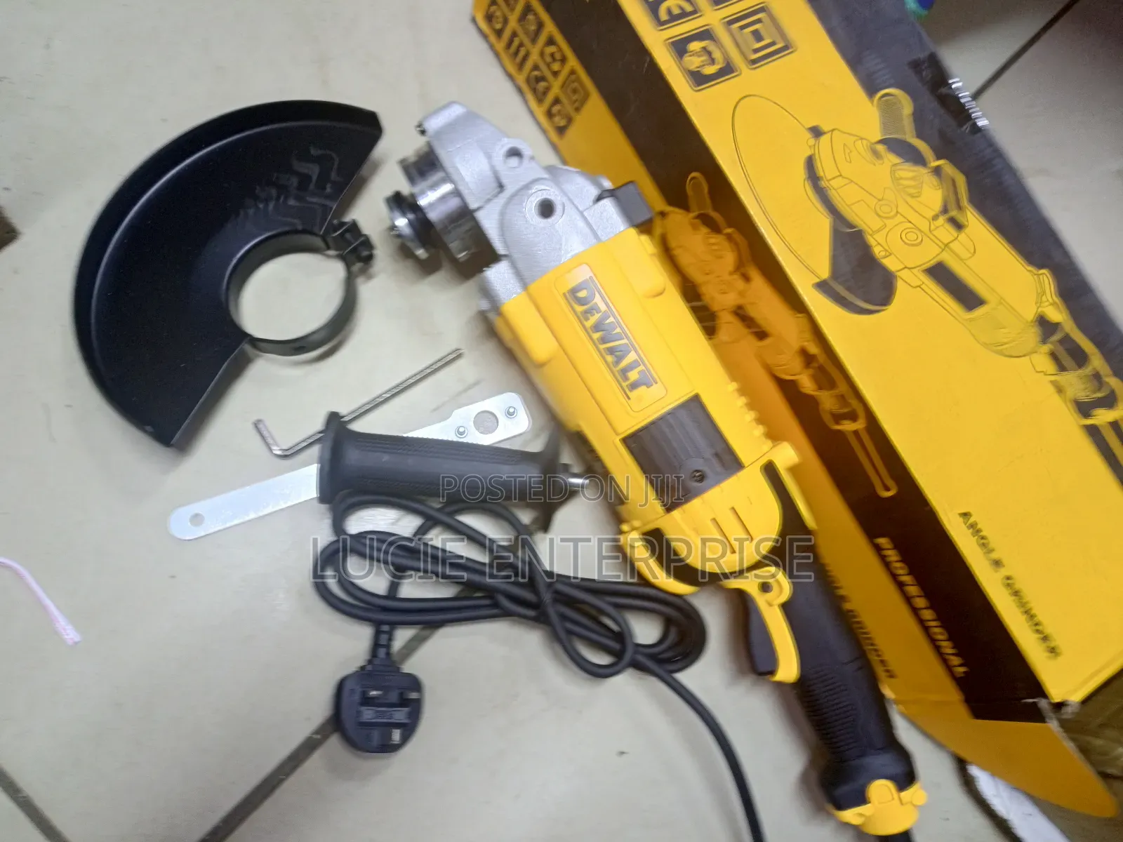 Angle Grinder 9inch/ Dewalt Angle Grinder 2800watts