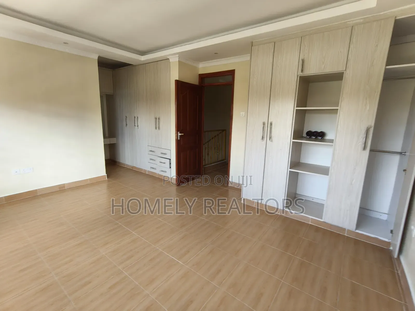 5bdrm Apartment in Acacia, Ongata Rongai for sale