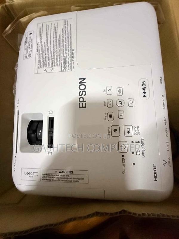 Eb-W06 Epson Eb-W06 1920x1080 (Full Hd 1080p)