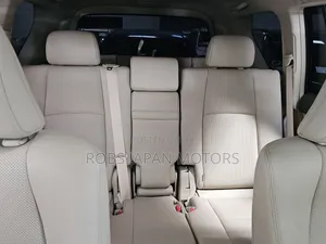 Toyota Land Cruiser Prado 2.8 2019 Pearl