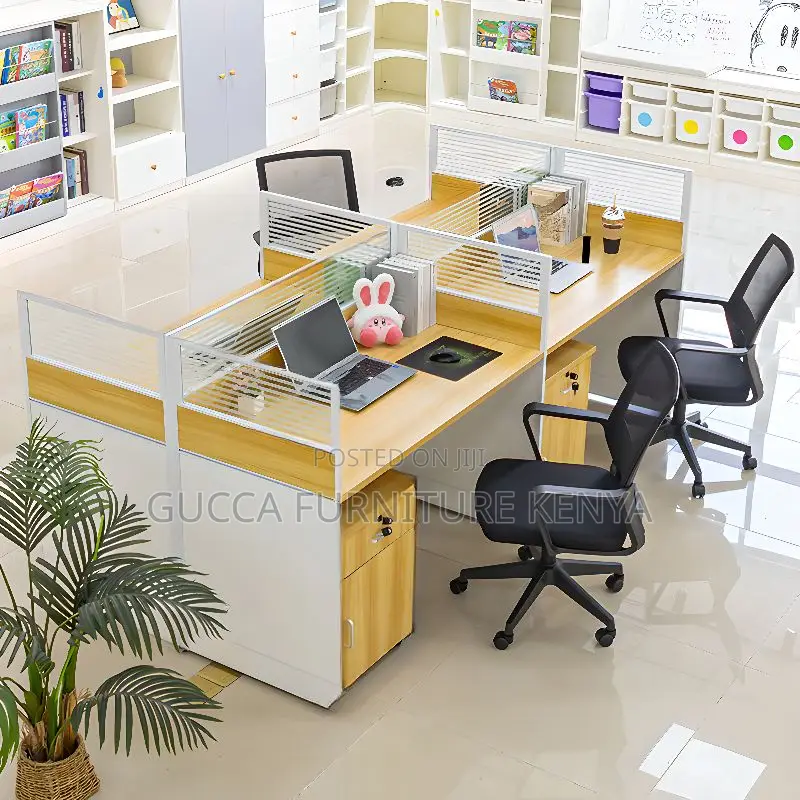 Workstation: Office Modern Modular Co-Work Desk for 4