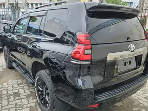 Toyota Land Cruiser Prado 2020 Black