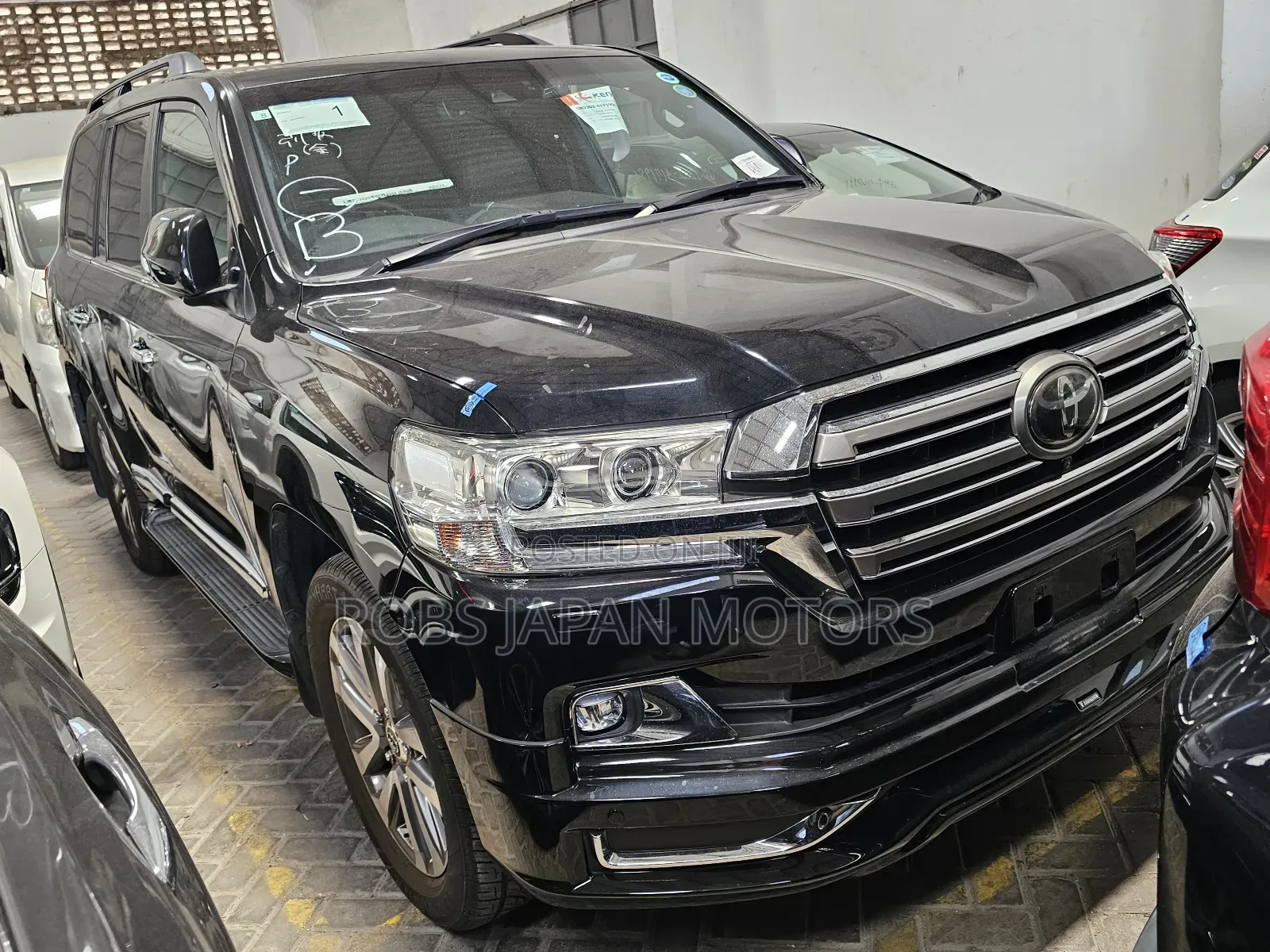 Toyota Land Cruiser 4.6 V8 ZX 2018 Black