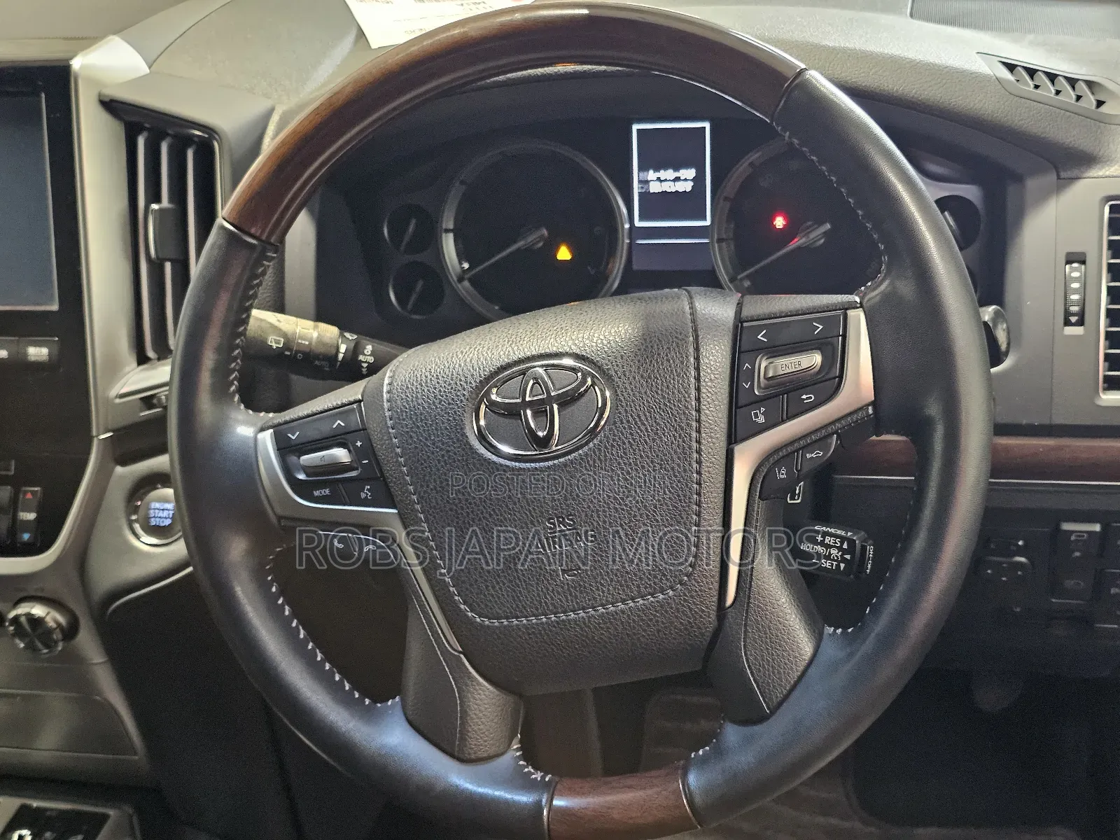 Toyota Land Cruiser 4.6 V8 ZX 2018 Black