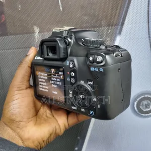 Canon Eos Rebel T3 DSLR Camera and 18-55mm Is Ii Lens Kit