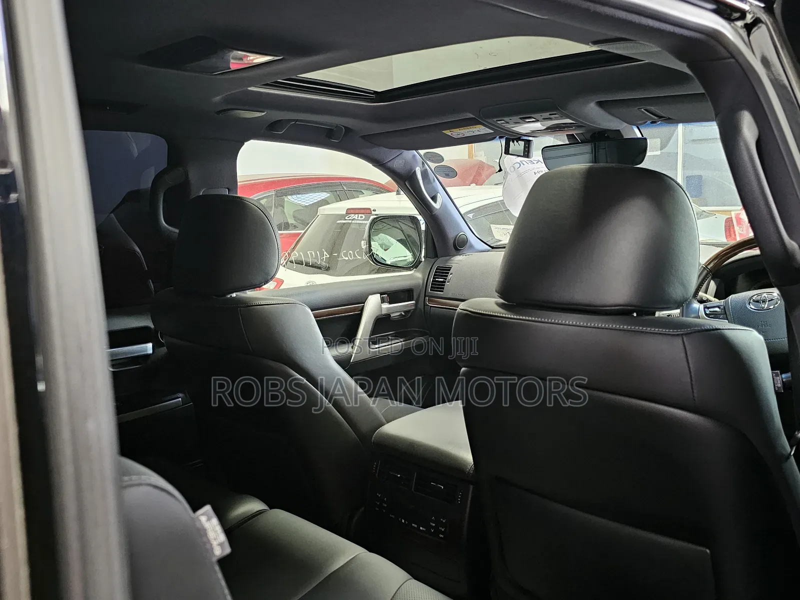 Toyota Land Cruiser 4.6 V8 ZX 2018 Black