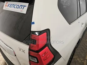 Toyota Land Cruiser Prado 2.8 2020 White