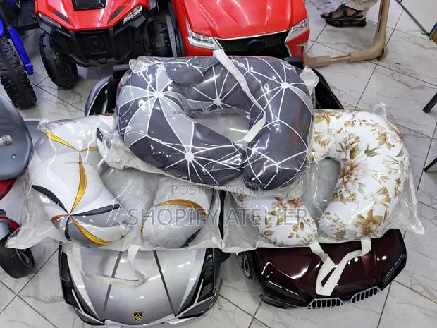 Traveling Pillow - main view