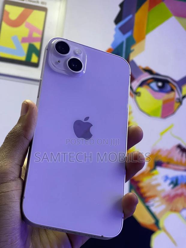 Apple iPhone 14 Plus 128 GB Silver - main view