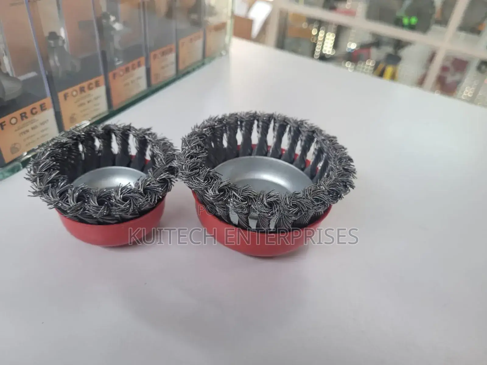 Twist Cup Wirebrush/ Wire Brush