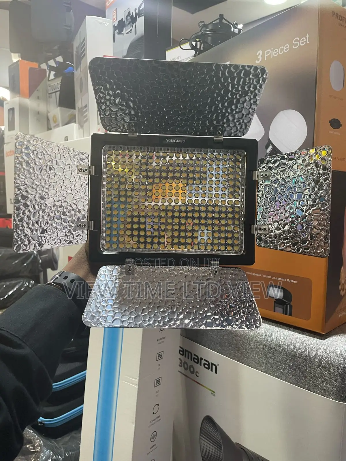 Yongnuo Yn300 Ii Led Video Light Bi Colour on Camera Light