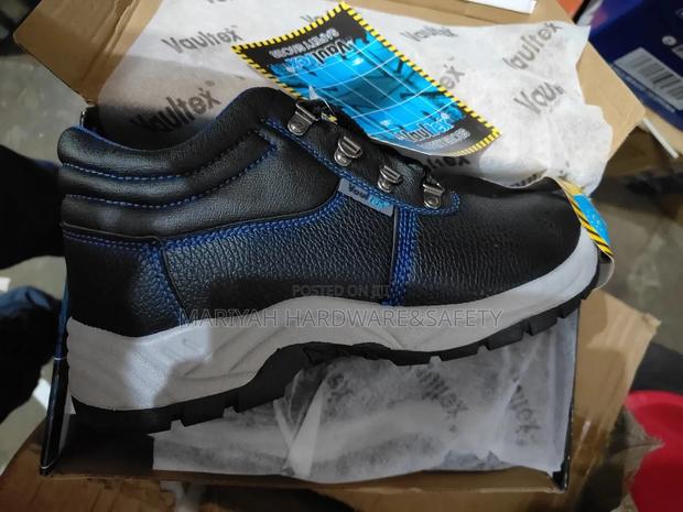 Safety Boots Vaultex Brand Pre Order - main view
