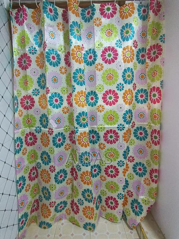 Flowered Showerd Curtains - thumbnail 4