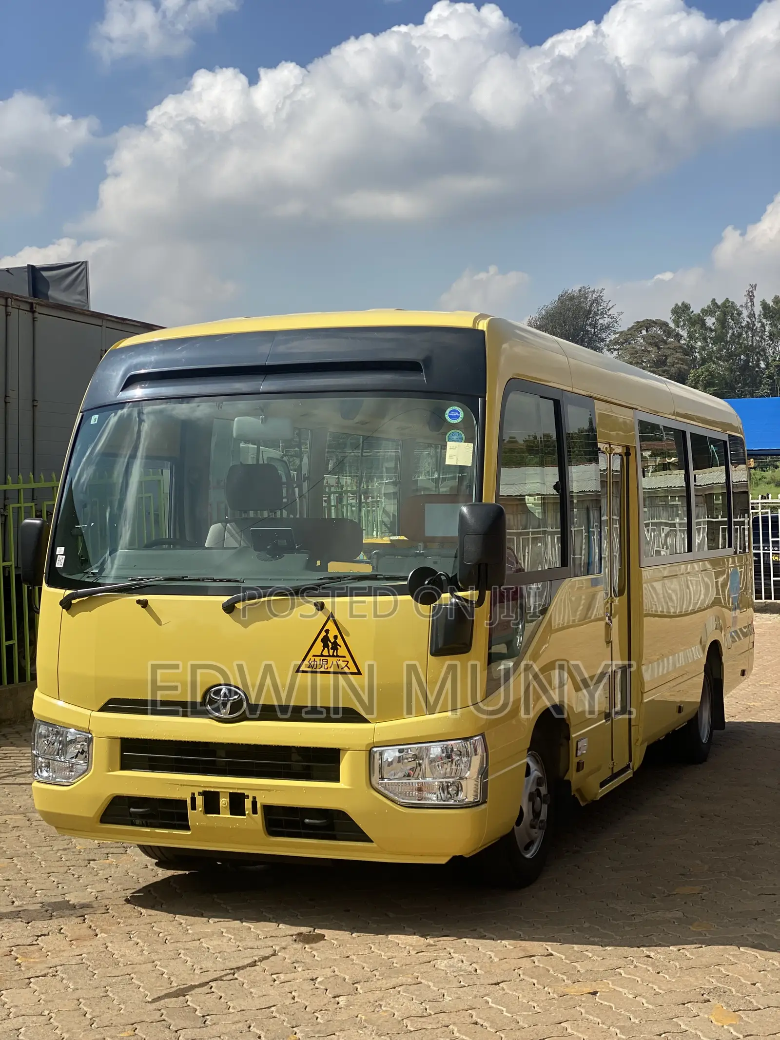 Toyota Coaster 2019 Yellow