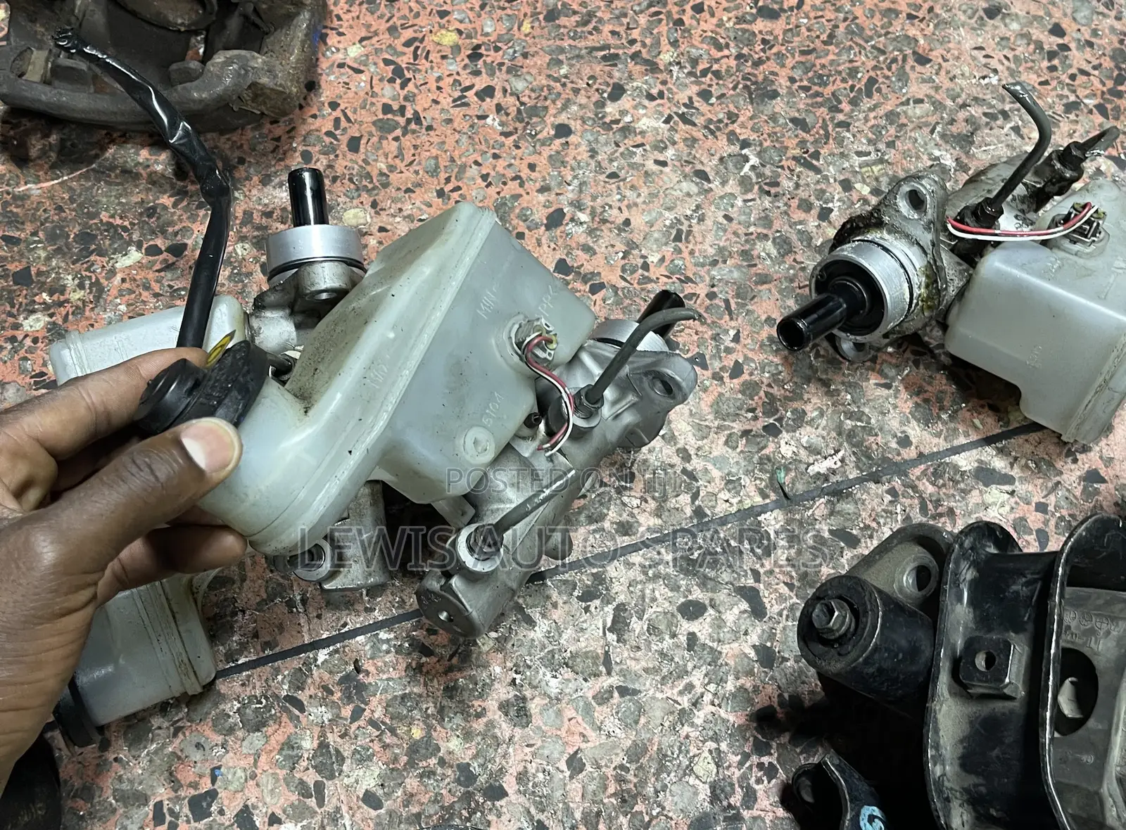Rush & Propbox Master Cylinder