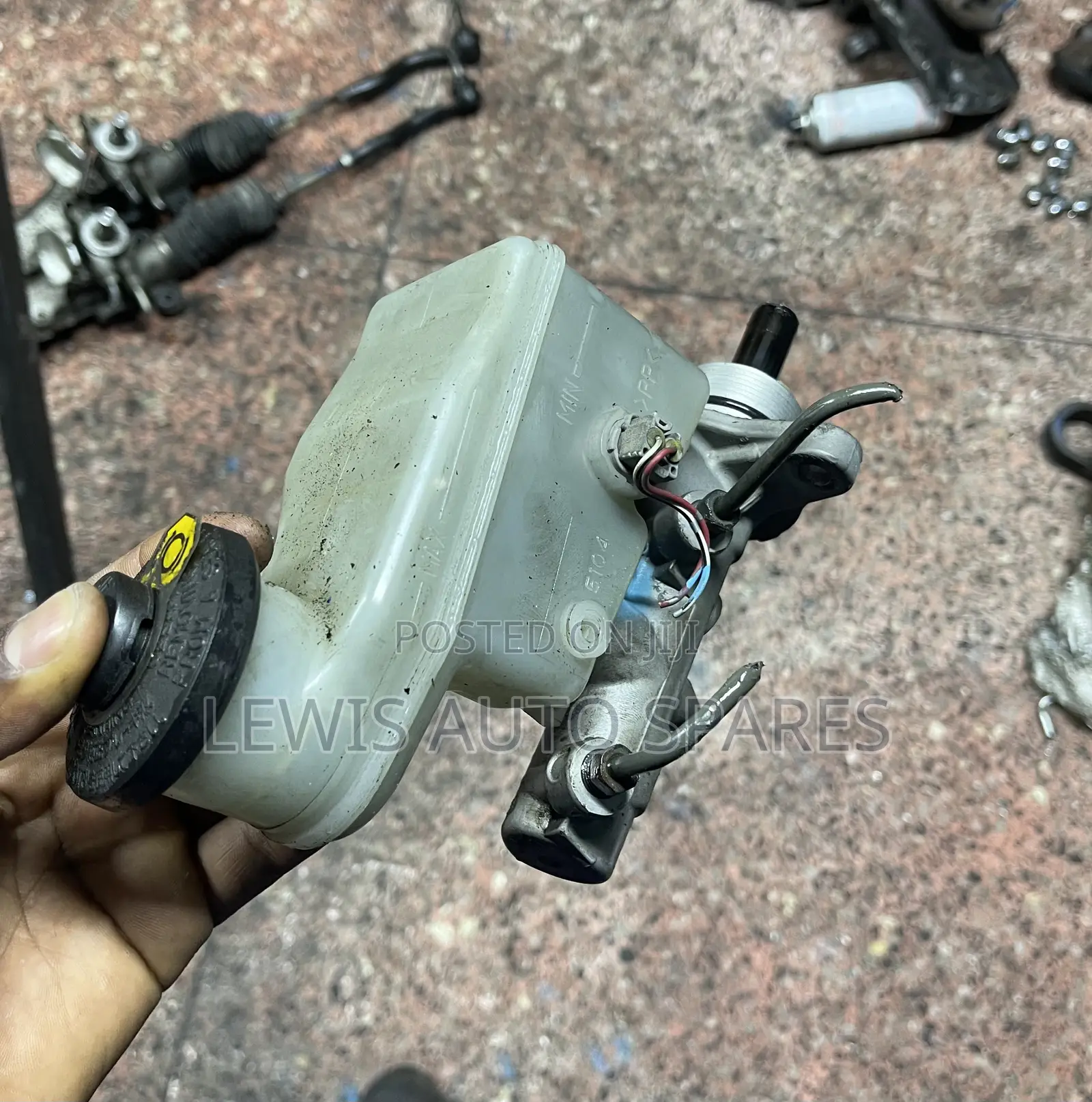 Rush & Propbox Master Cylinder