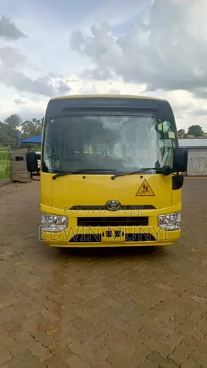 Toyota Coaster 2020 Yellow