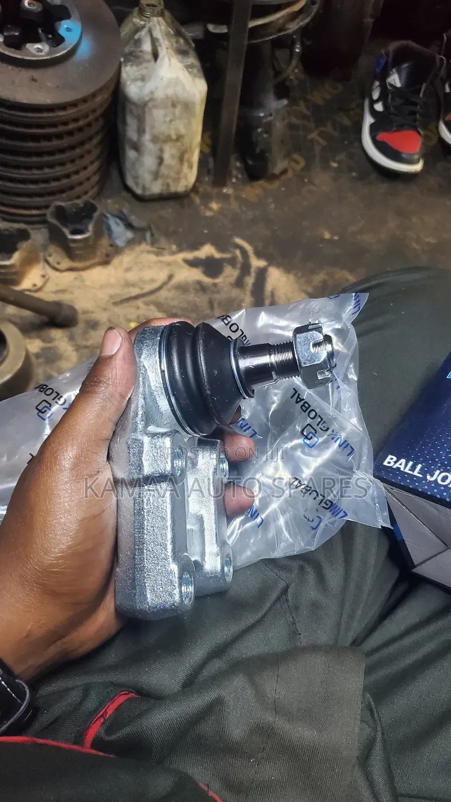 Ball Joints Nissan Caravan