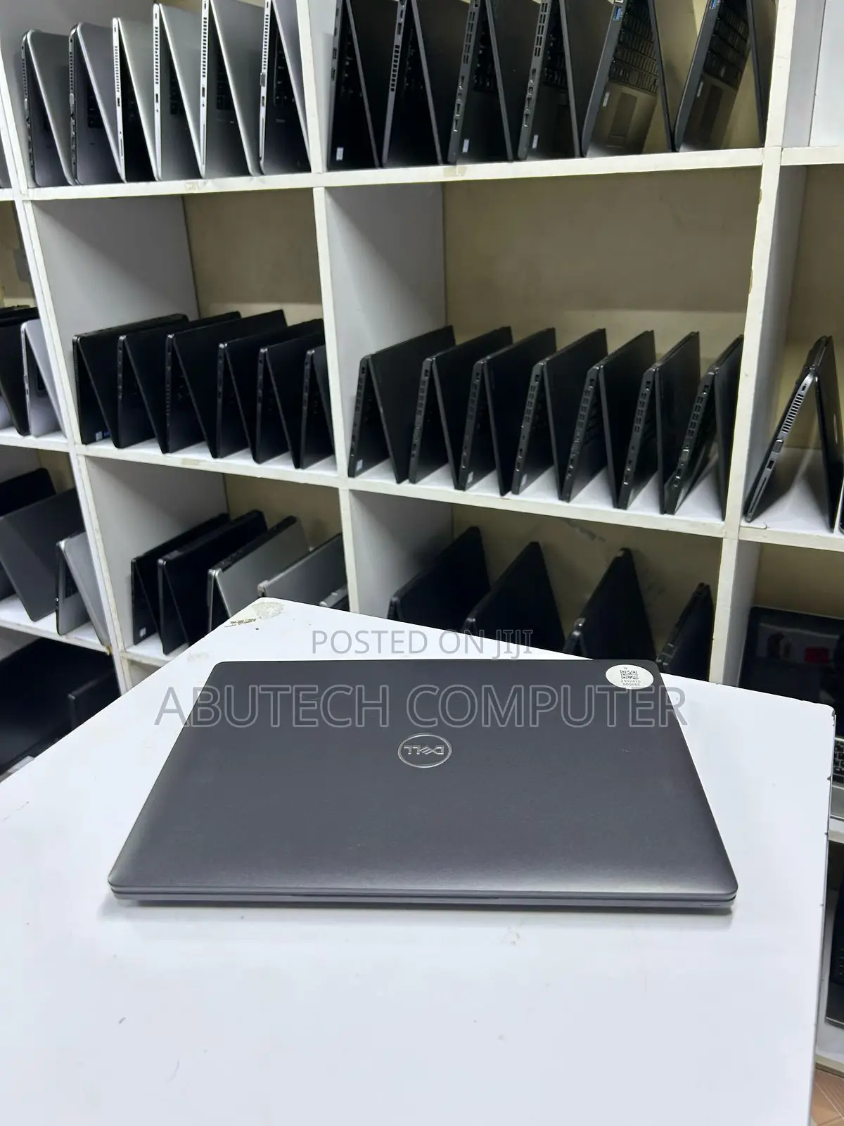 Laptop Dell Latitude 5300 16GB Intel Core I7 SSD 512GB