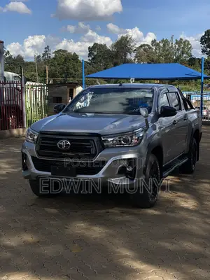 Toyota Hilux Revo Double Cab Deisel 2.4 AWD 2020 Silver