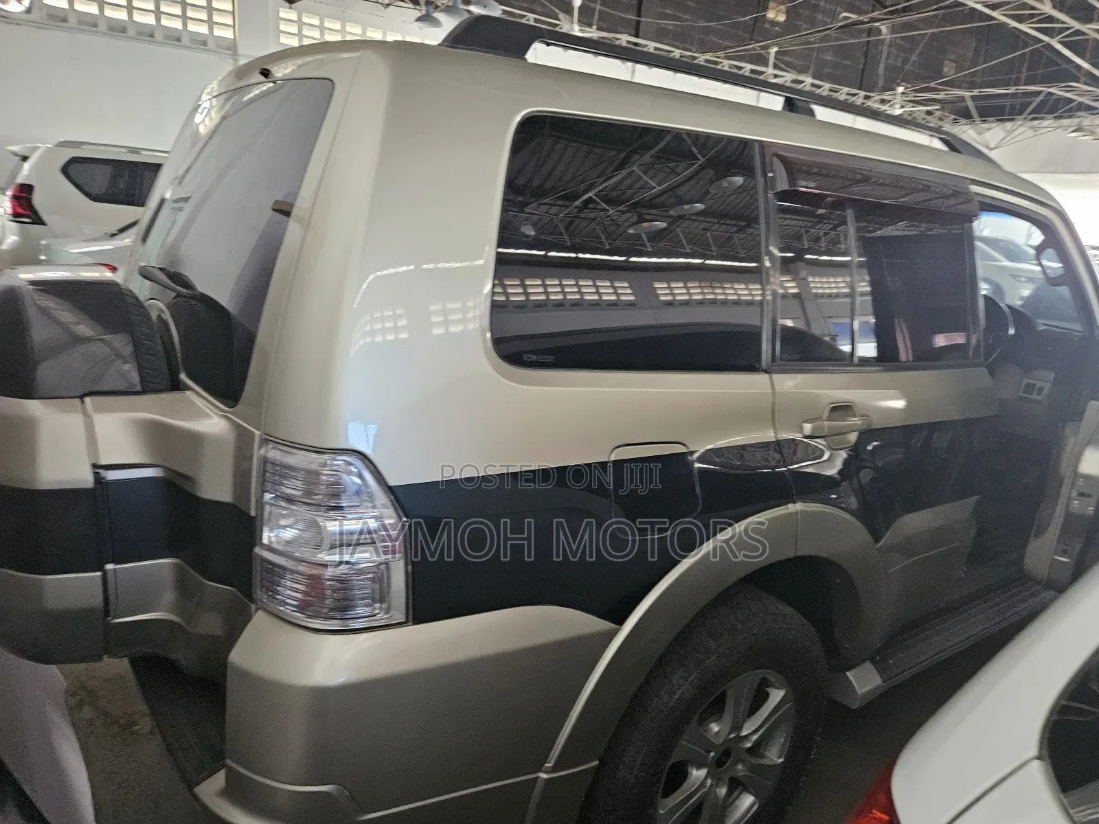 Mitsubishi Pajero 2017 Brown