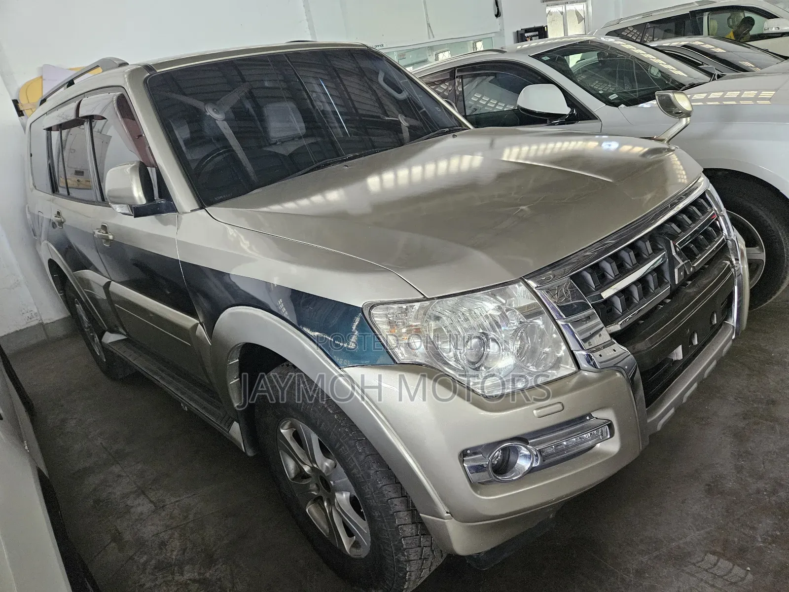 Mitsubishi Pajero 2017 Brown