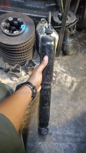 Nissan Nv 350 Shocks Ex Japan Both Front and Rear