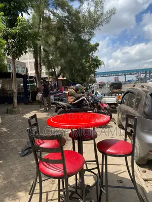 Restaurant And Bar High Round Table