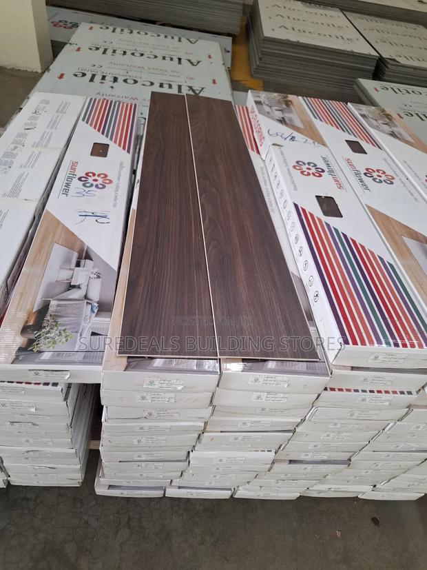SPC Flooring-Best Solution for Rentals/Cold Rooms. - thumbnail 2