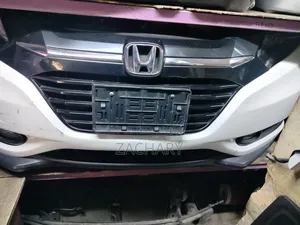 Honda Vezel Nosecut