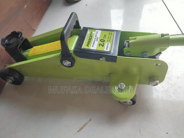 Automotive Hydraulic Jack - thumbnail 2