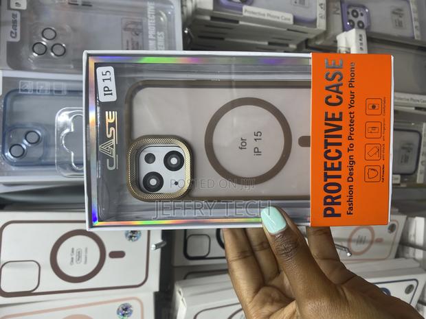 Hython iPhone 15 Translucent Mate Brown Magsafe Case - thumbnail 2