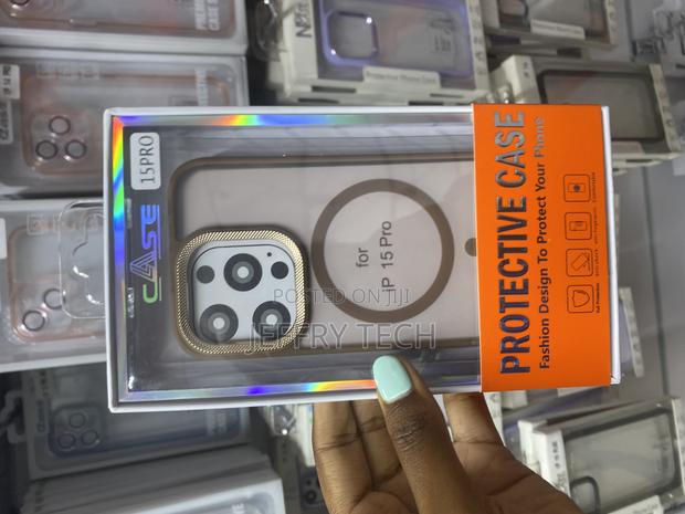 Tocol iPhone 15 Pro Magsafe Translucent Mate Brown Case - main view