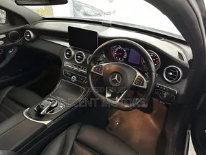 Mercedes-Benz C200 2018 Gray