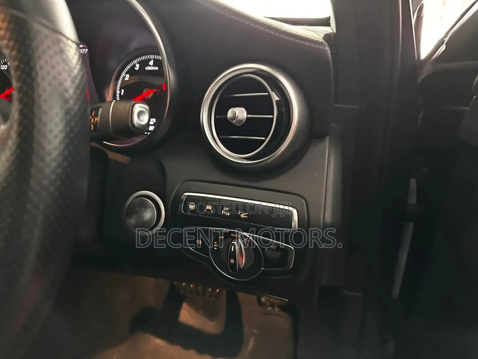 Mercedes-Benz C200 2018 Gray