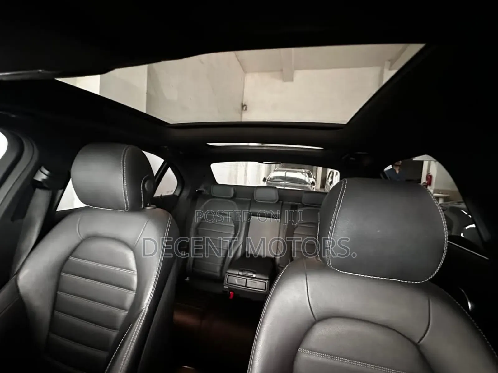 Mercedes-Benz C200 2018 Gray